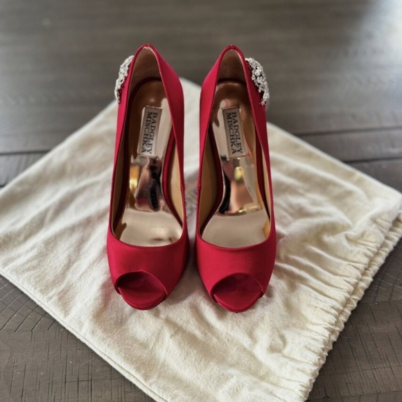 Badgley Mischka Kiara Red Heels - Picture 1 of 9